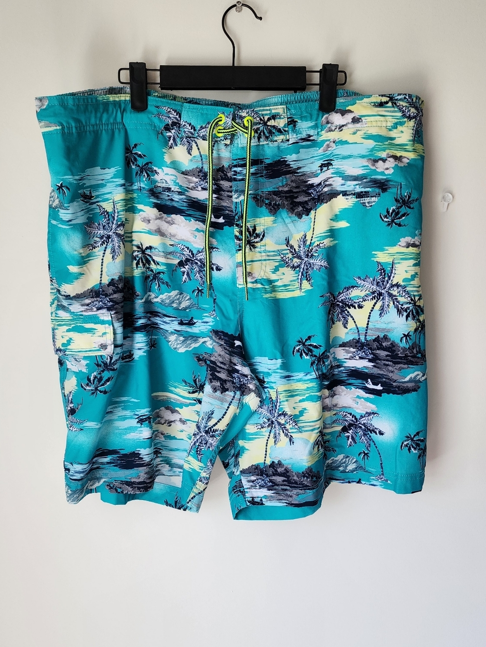 Men's 44-46 swim shorts